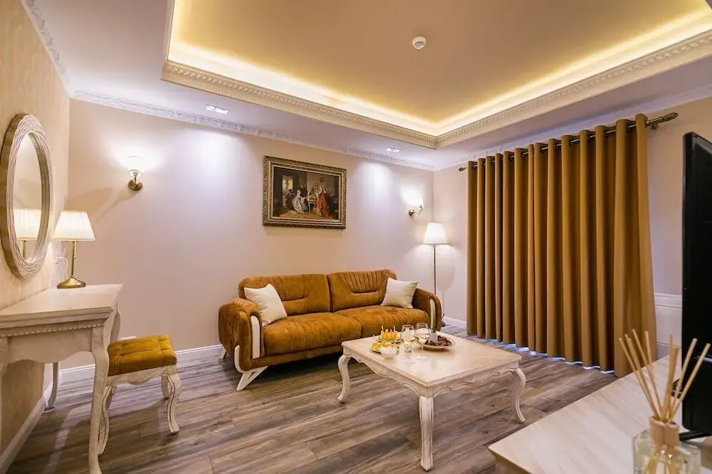 Legacy Boutique Hotel