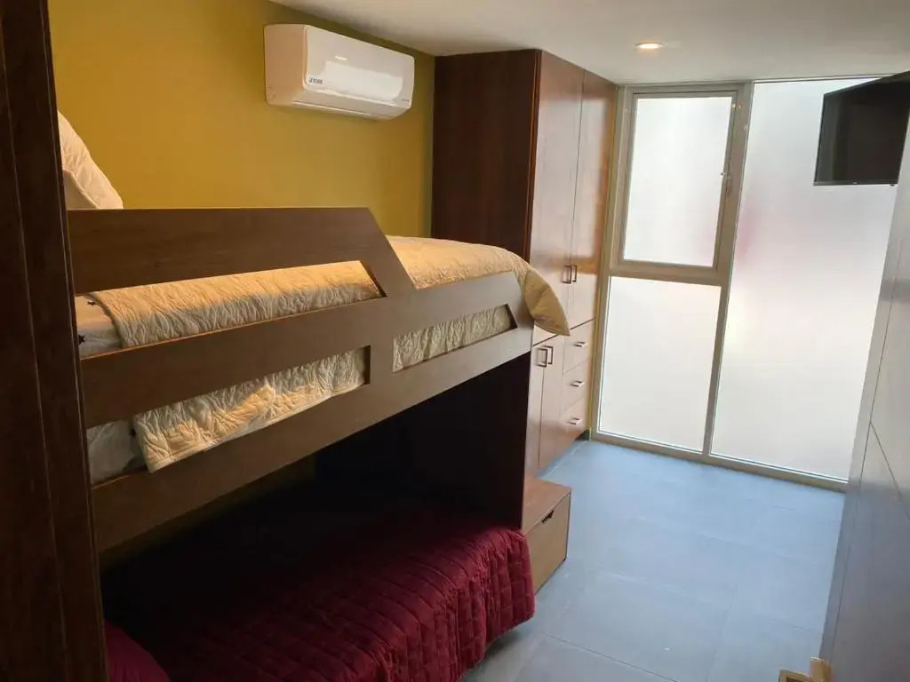 Super Chic 2bd apartment just remodeled