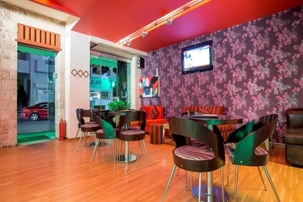 Aktaion Hotel