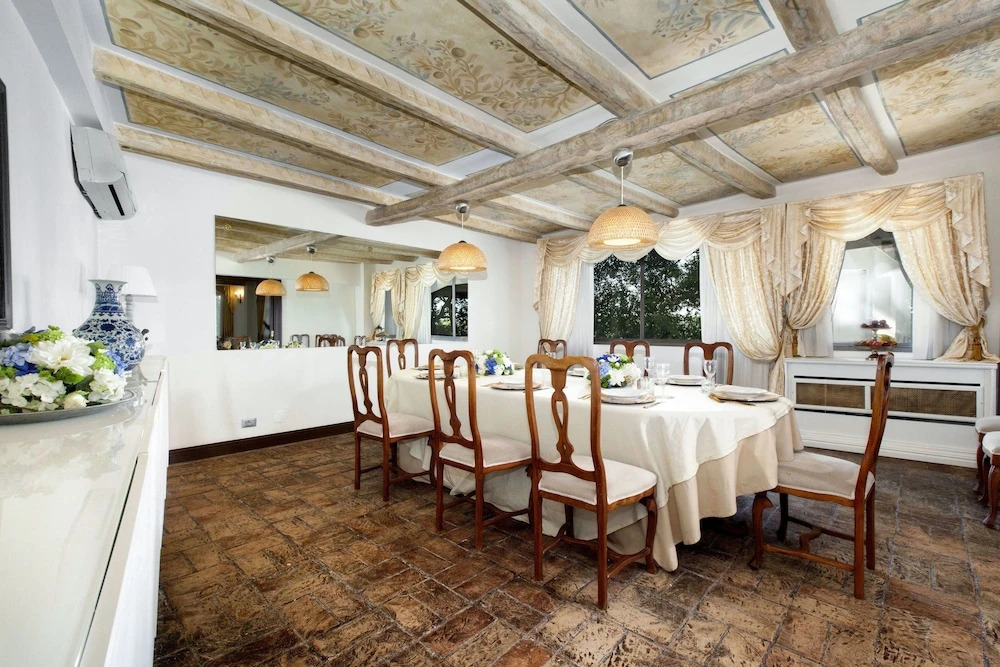 Villa delle Fontane