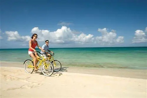 Cape Eleuthera Resort & Marina
