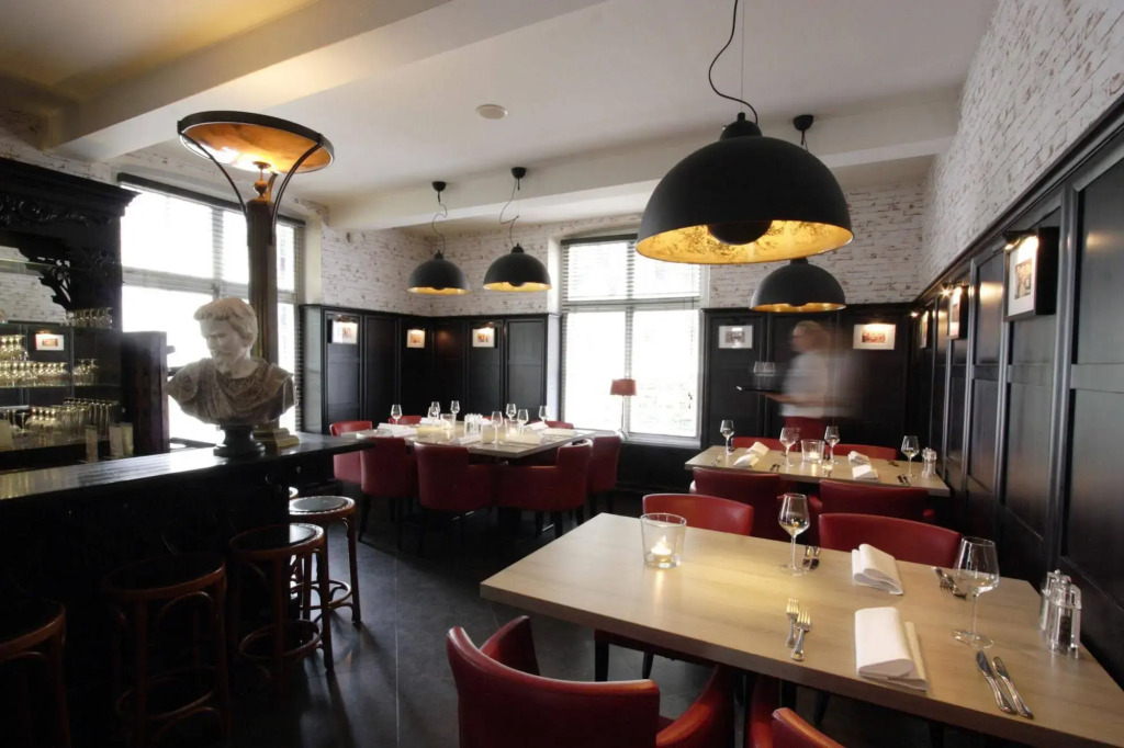 In de Witte Dame Hotel Bar Kitchen Apartments