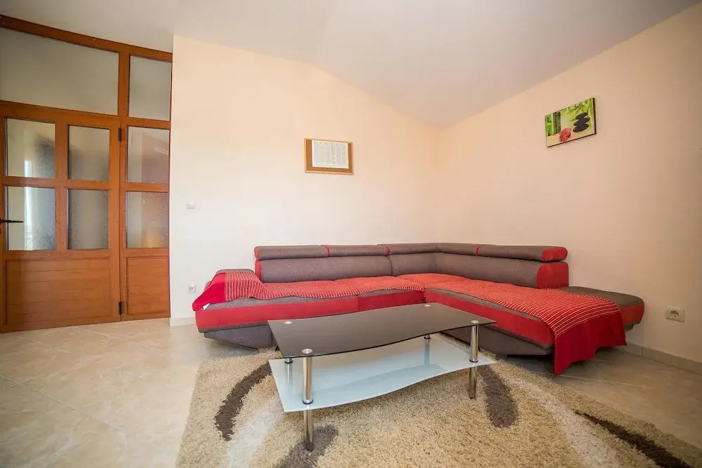 Apartments Ivo Kastel L / Three Bedrooms