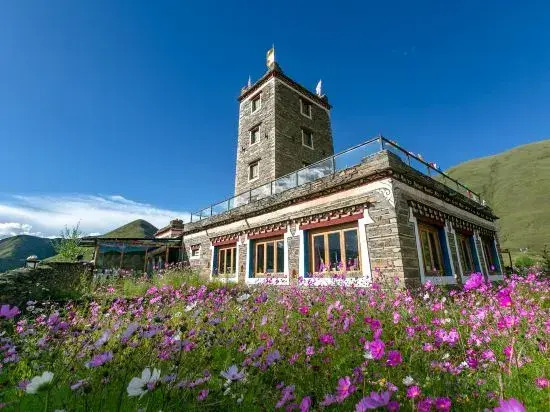 GangkarDzong Manor Hotel(康定新都桥GangkarDzong·贡嘎宗庄园酒店)