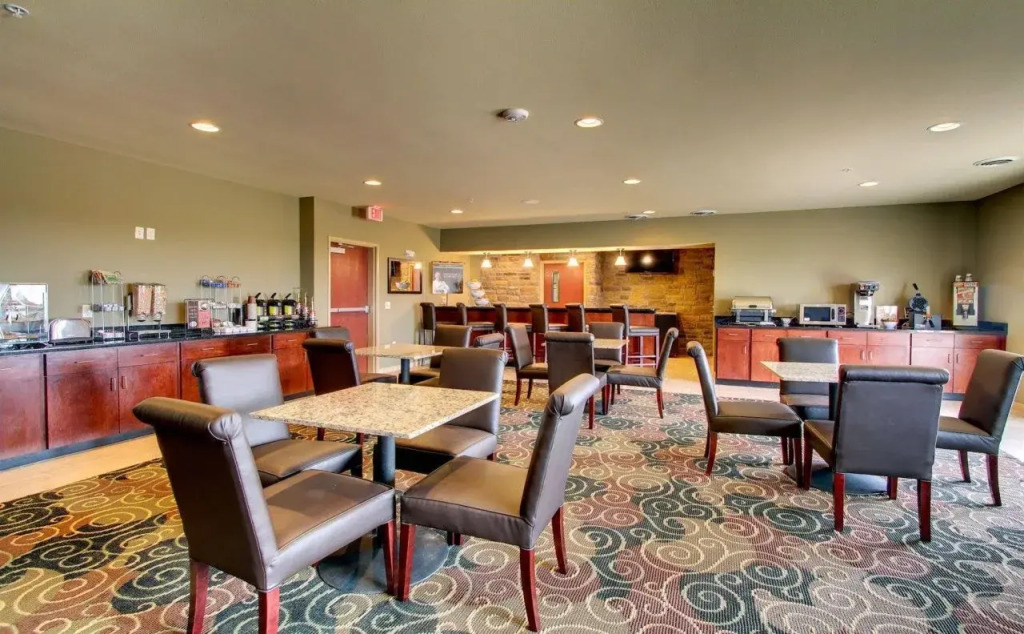 Stanton Inn & Suites