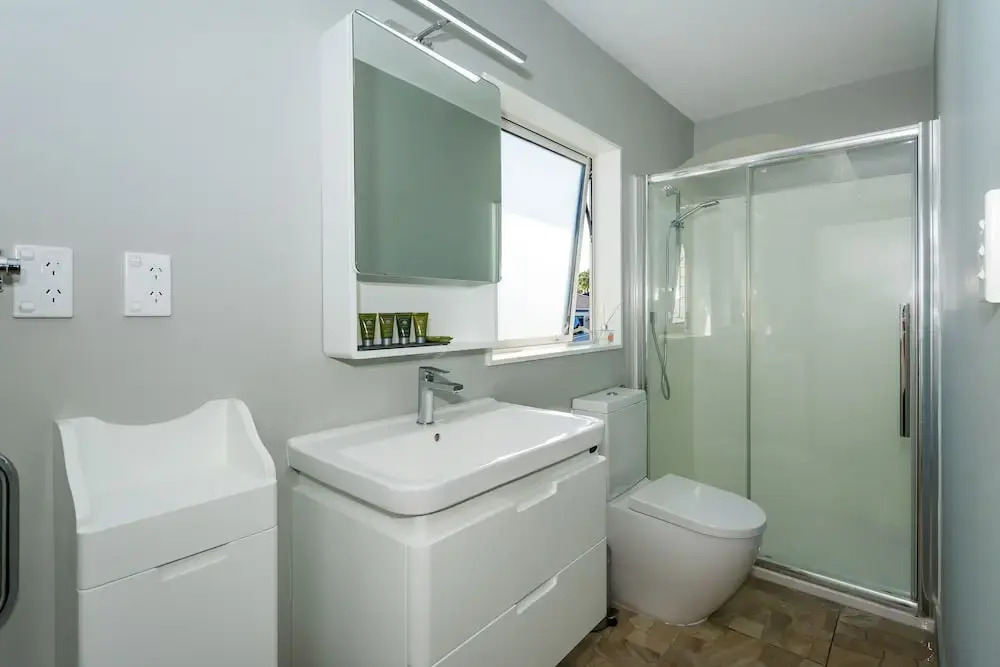 Albany Rosedale Modern 2 Bedroom Unit