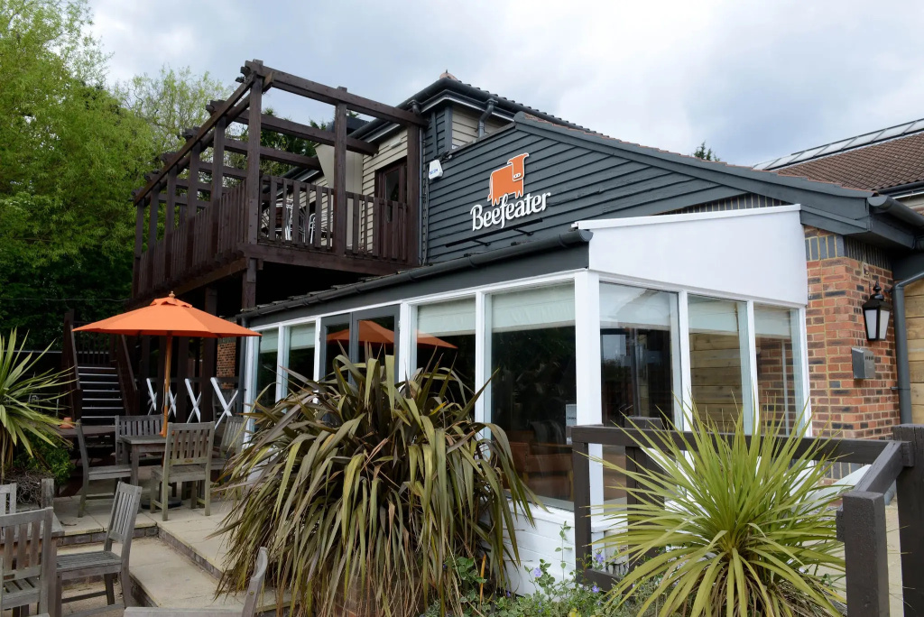 Premier Inn Chessington
