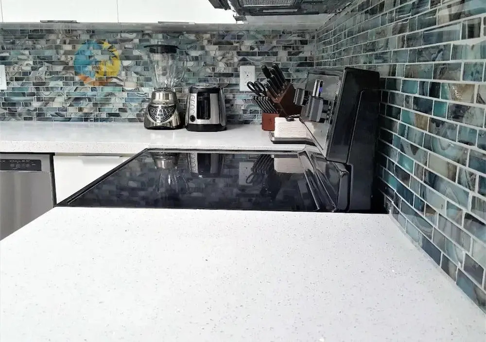 Luxury Beach Resort - HORA RENTALS