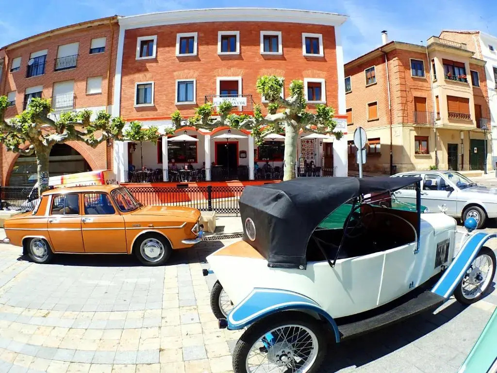 Hostal plaza mayor carrión de los condes