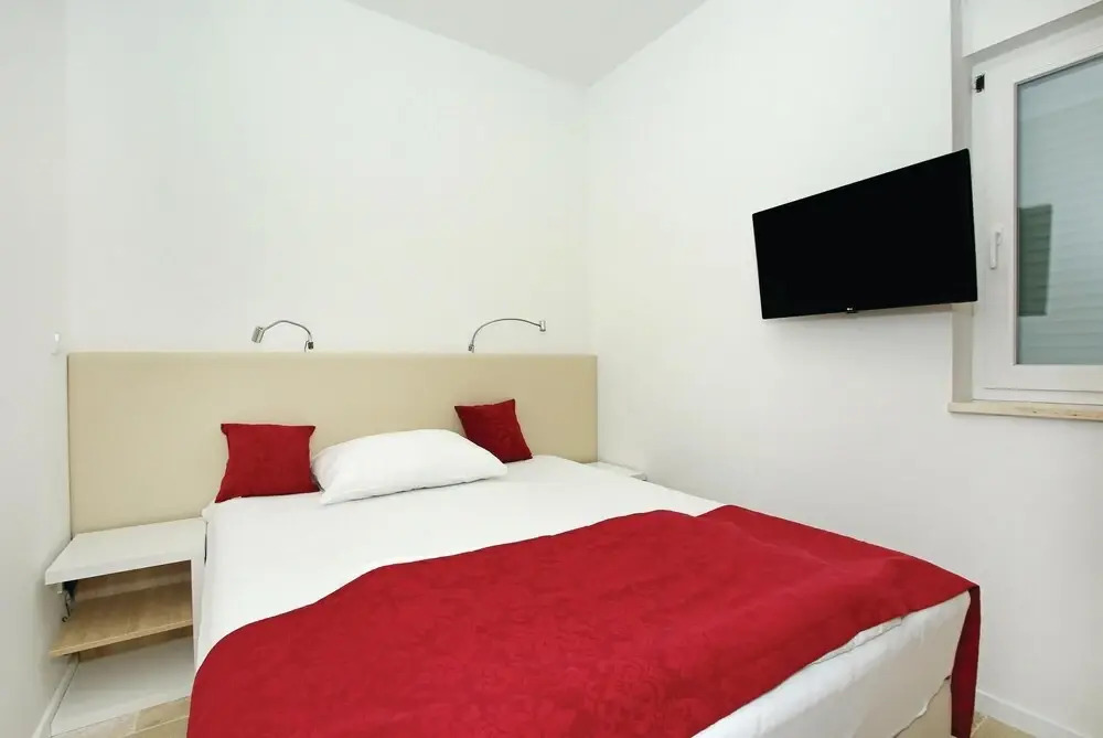 Amazing Home in Sibenik With Wifi and 2 Bedrooms