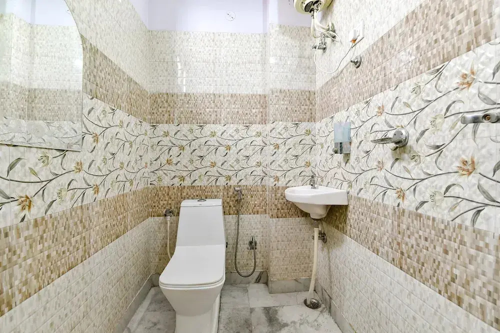 FabHotel Golden Leaf Mansarover