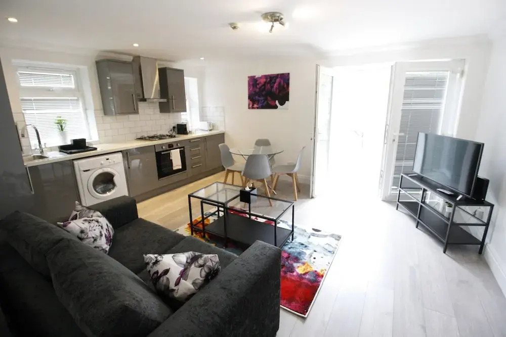 Willow Serviced Apartments - The Walk 3