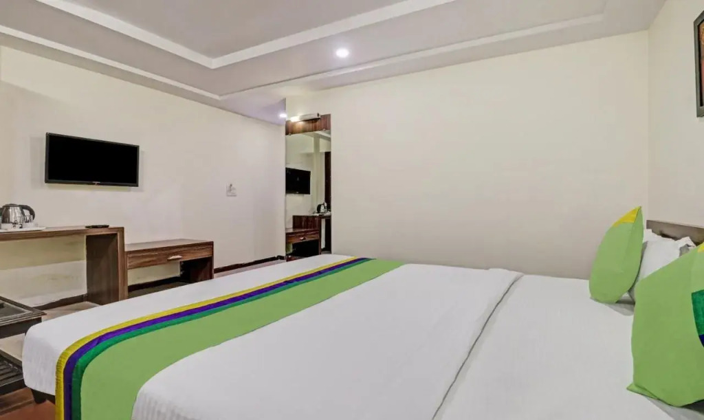 Treebo Mohit Regency