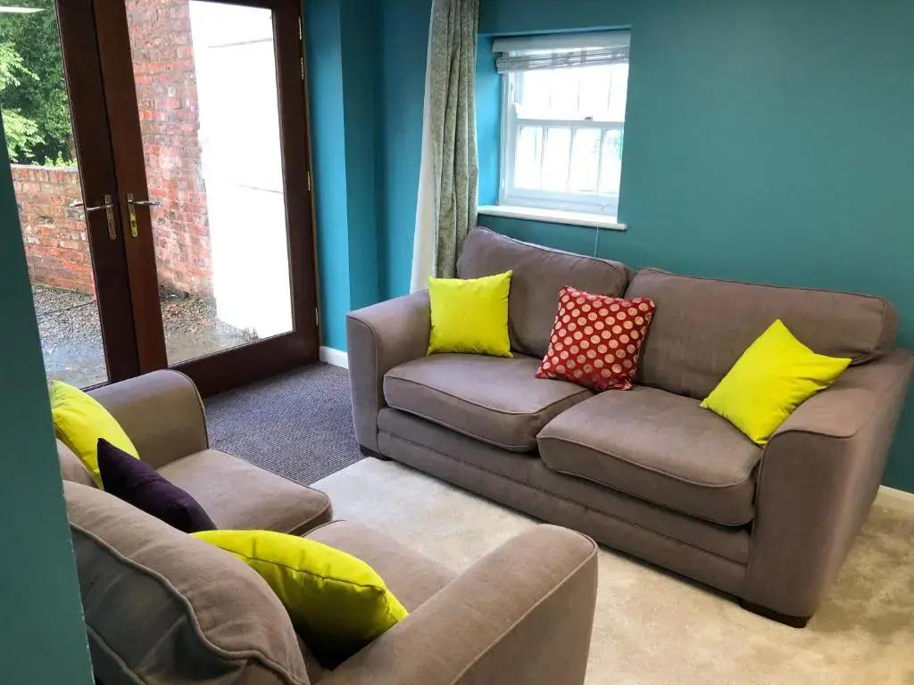 The Wing & gardens with FREE hot tub & hard tennis court at Brook Hall nr York & Leeds