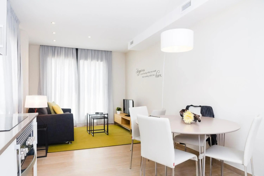 Feelathome Plaza Apartments