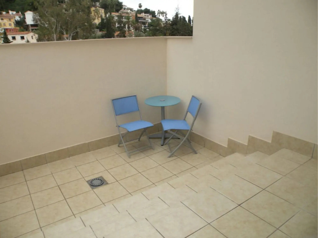APARTAMENTOS DOÑA CARMEN - Alojamiento en Málaga capital