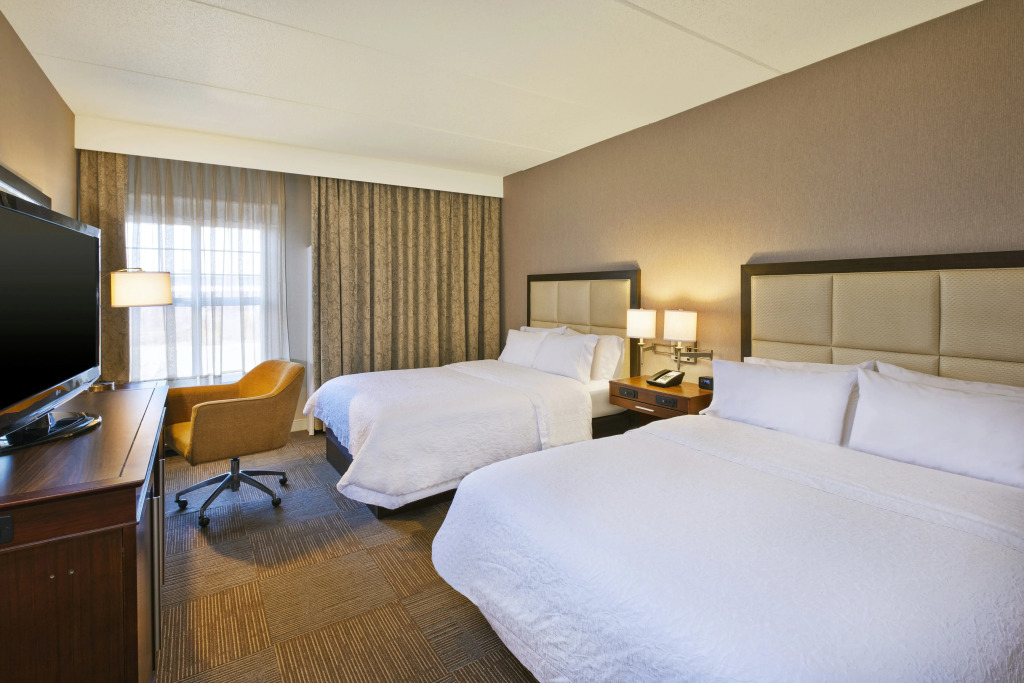 Hampton Inn & Suites Providence/Warwick-Airport