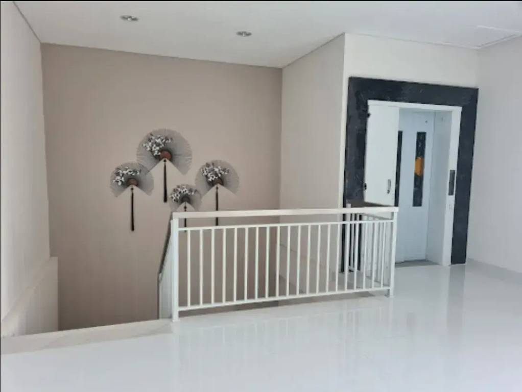 Cozzy Stay Hotel Semarang by Sinergi