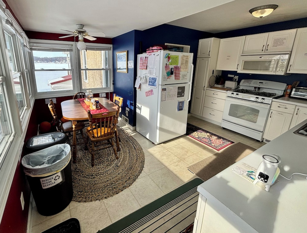 The Wellington Cottage