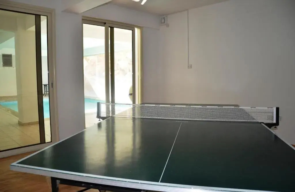 Studio with shower room E5, full kitchen, poolside, FREE WIFI