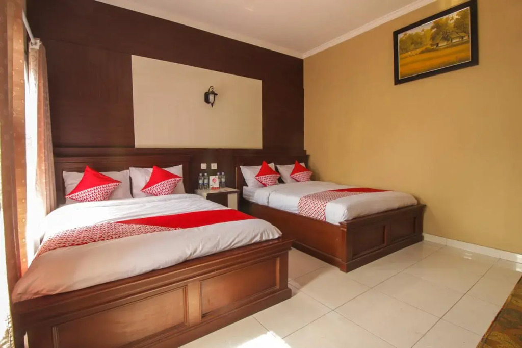 OYO 820 Abad Baru Hotel