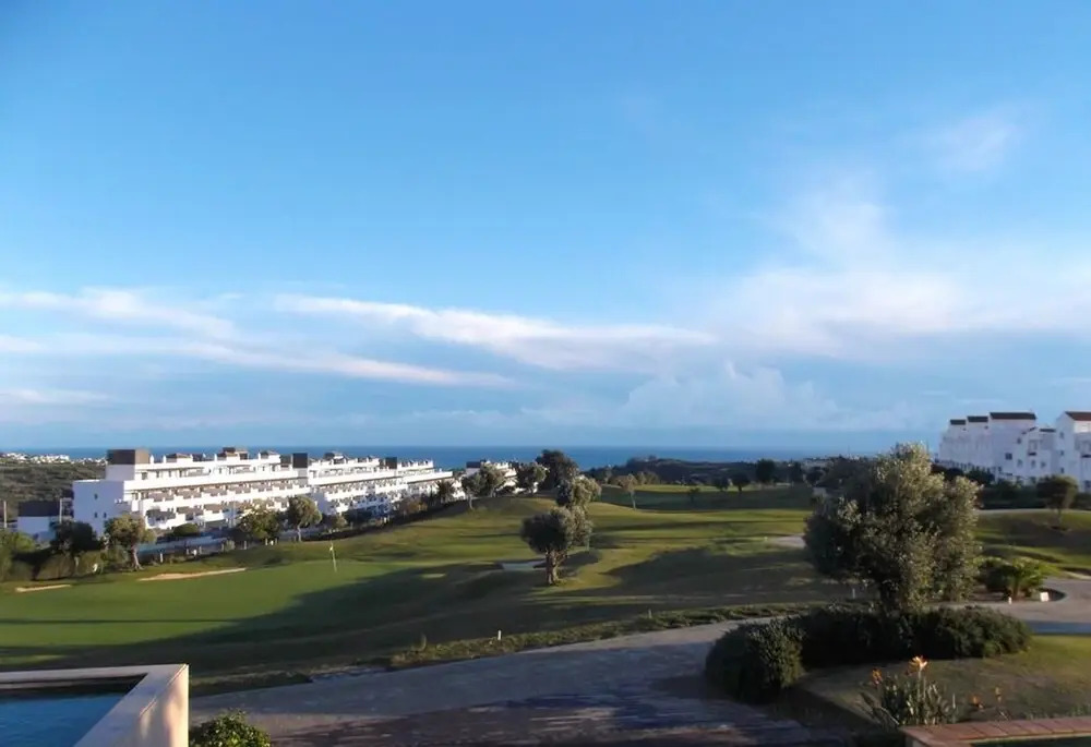 Apartment With 2 Bedrooms in Estepona, With Shared Pool and Furnished Terrace - 5 km From the Beach