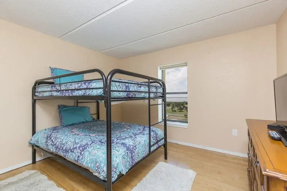 Saida Towers Iii- 3101 3 Bedroom Condo by RedAwning