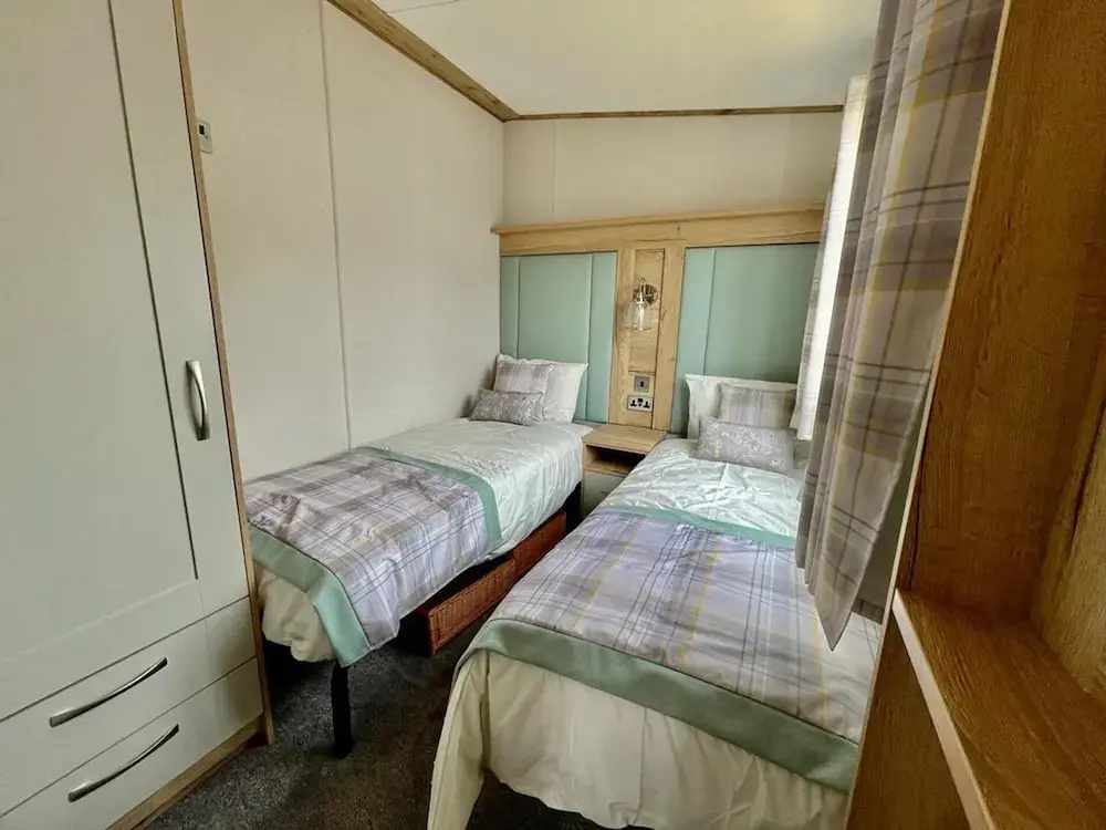 Prime Location 3-bed Chalet in Seal Bay, Selsey