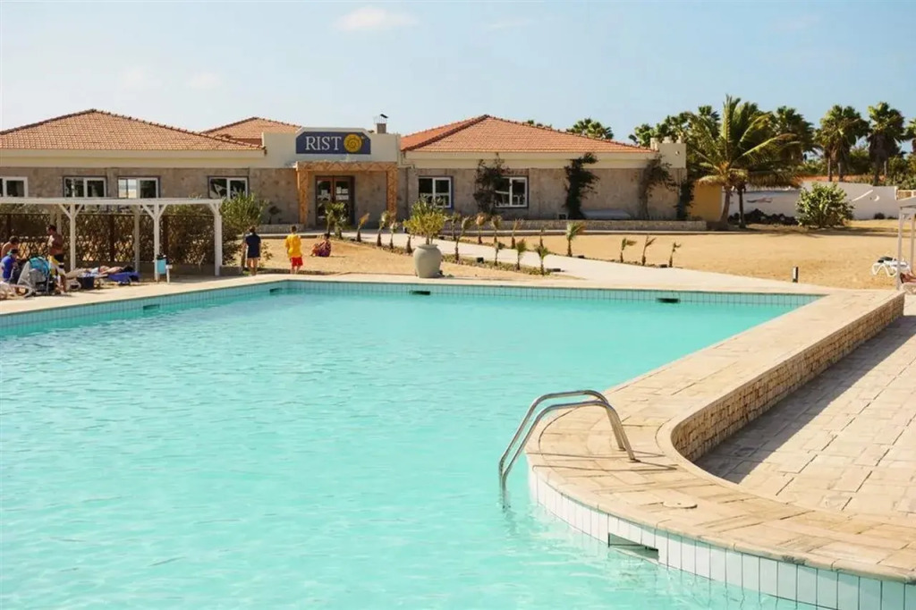 ROBINSON Cabo Verde