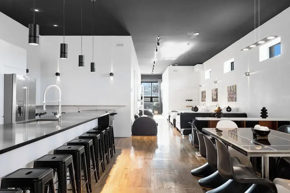 LiV MTL Plaza Grand Luxe Penthouse Near Downtown Montreal