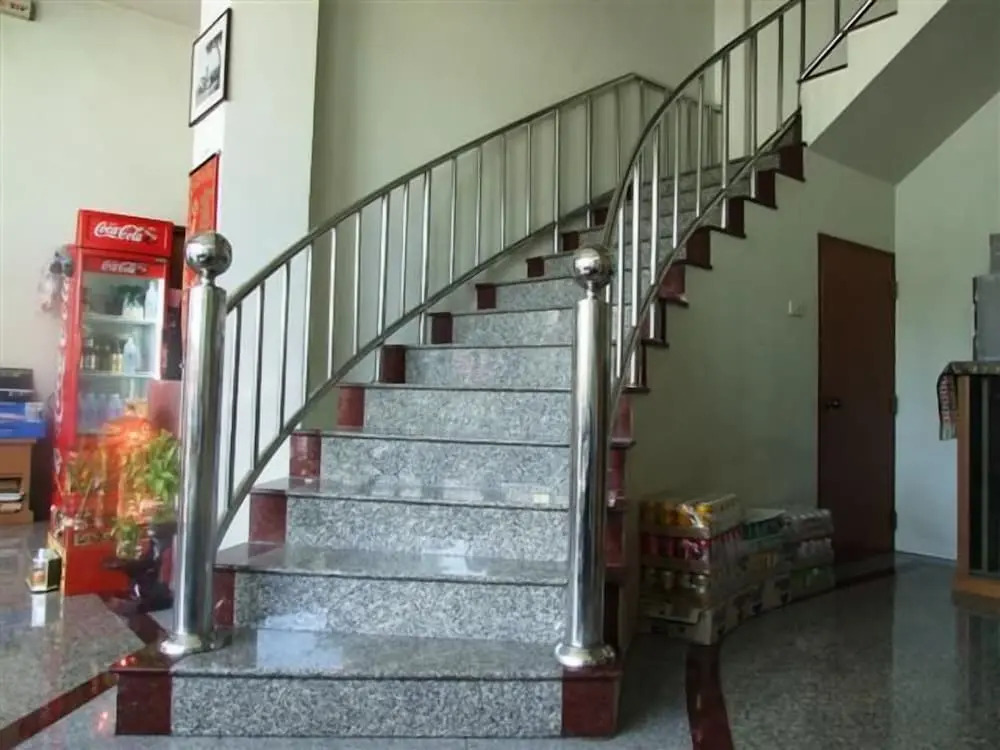โรงแรมสุขวิไล Sukwilai Hotel
