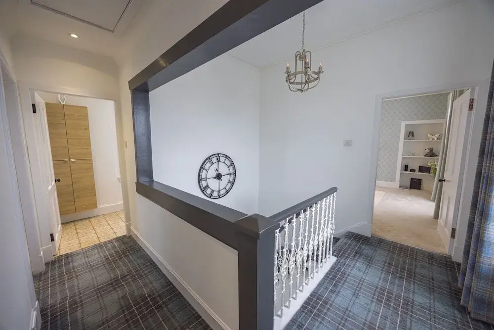Short Walk to the Beach - 2 Guests - Free Parking