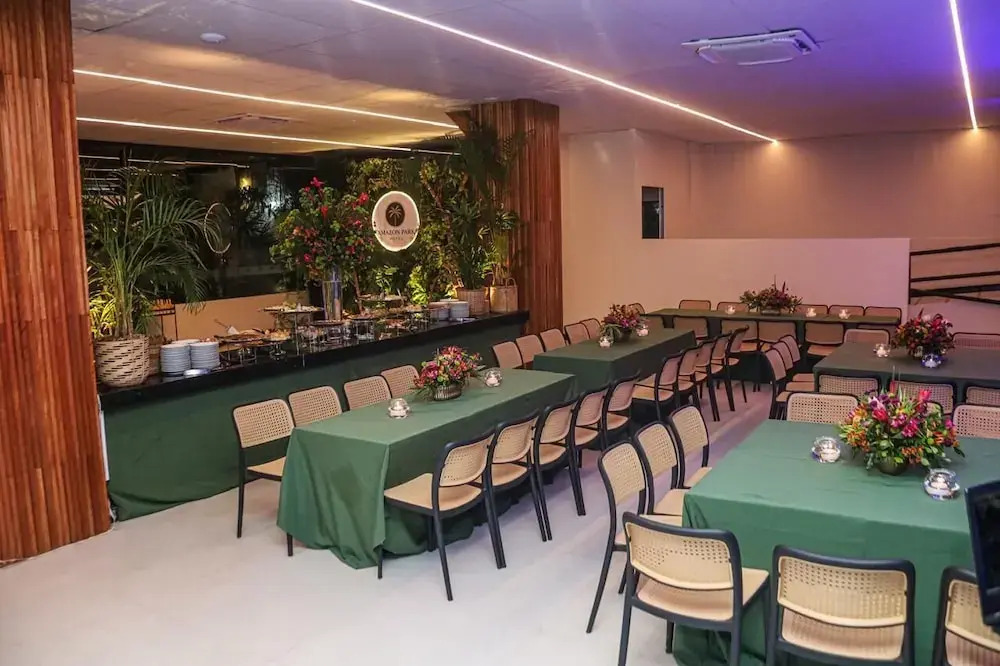Amazon Park Hotel
