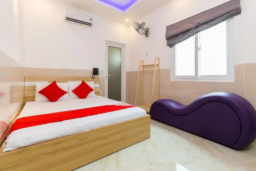OYO 235 Ngoc Dung Hotel