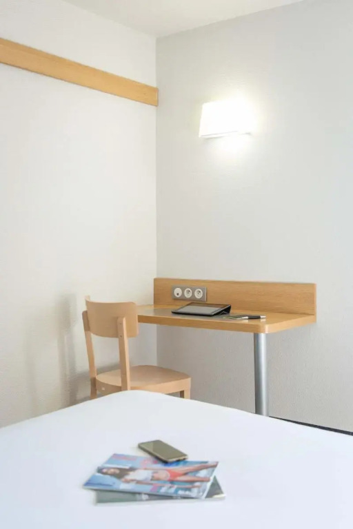 B&B HOTEL PERPIGNAN Nord Aéroport