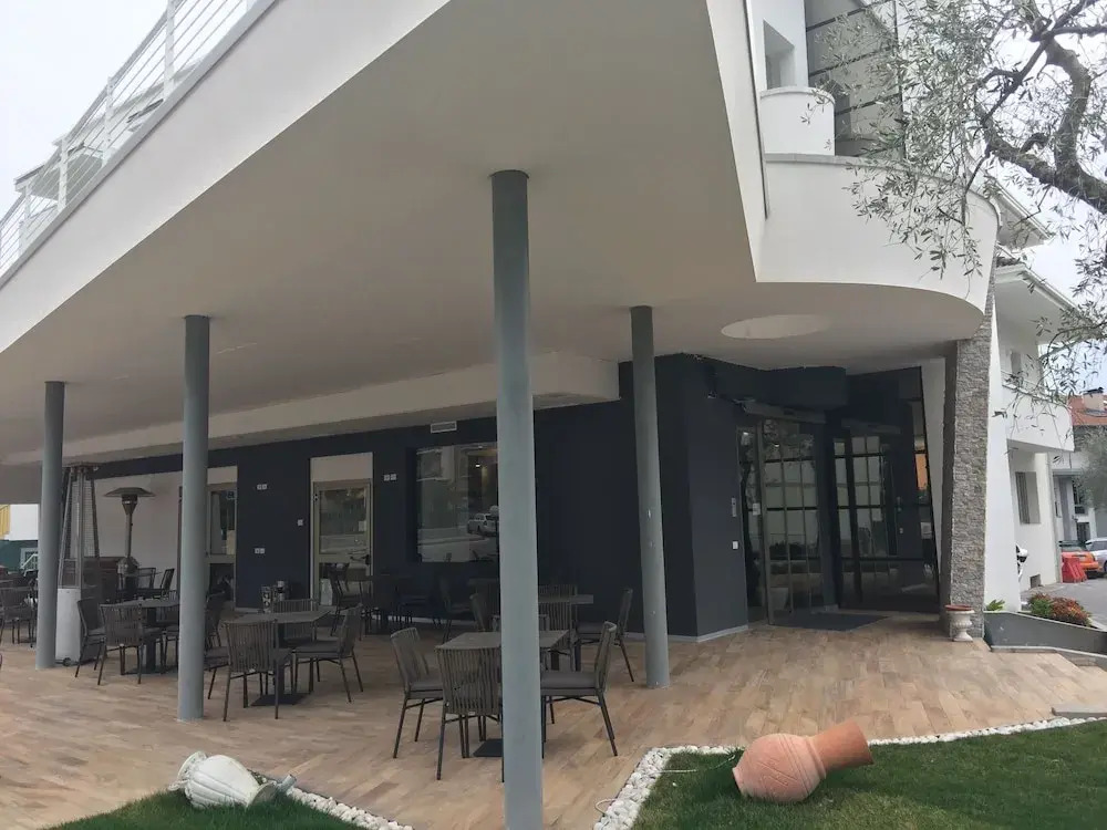 Athos Hotel