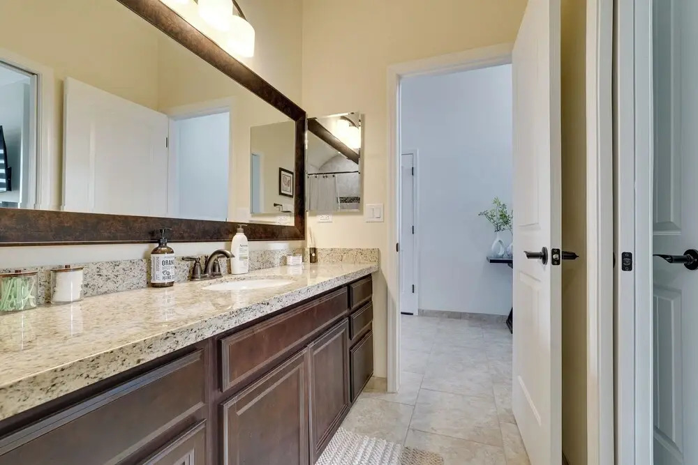 Patio & Grill: Family-friendly Lake Havasu Home