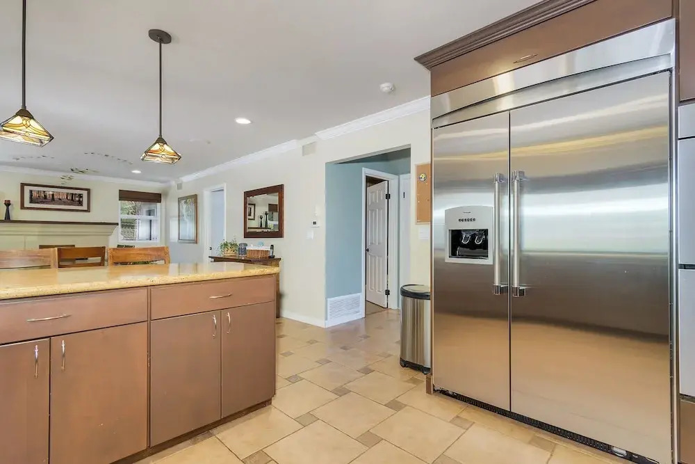 New Listing! Tranquil Estate W/ Private Pool & Gym Home