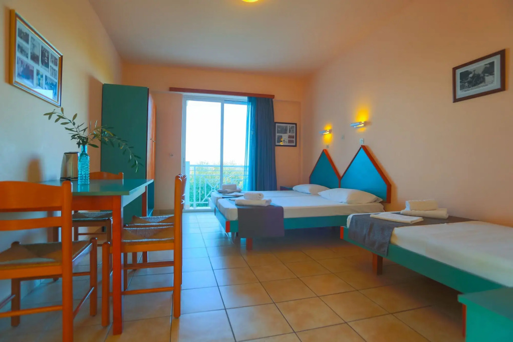 Filoxenia Apartments & Studios