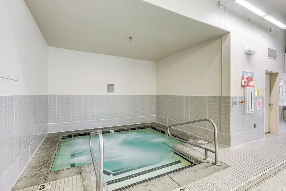 1 Mi to Ponderosa State Park: Condo w/ Pool Access