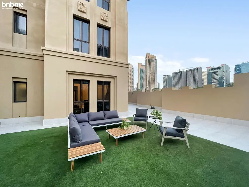 1B-Reehan 5-G08 by bnbme homes