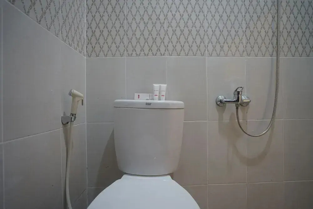 Sans Hotel Max To U Palembang