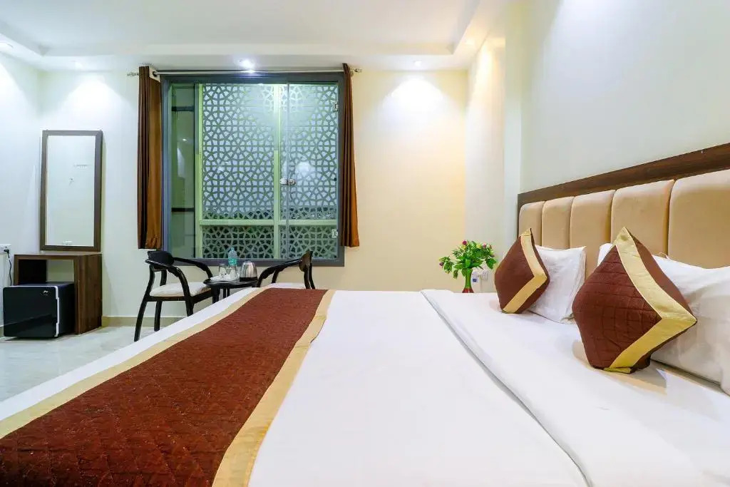 FabHotel The Premium Suits