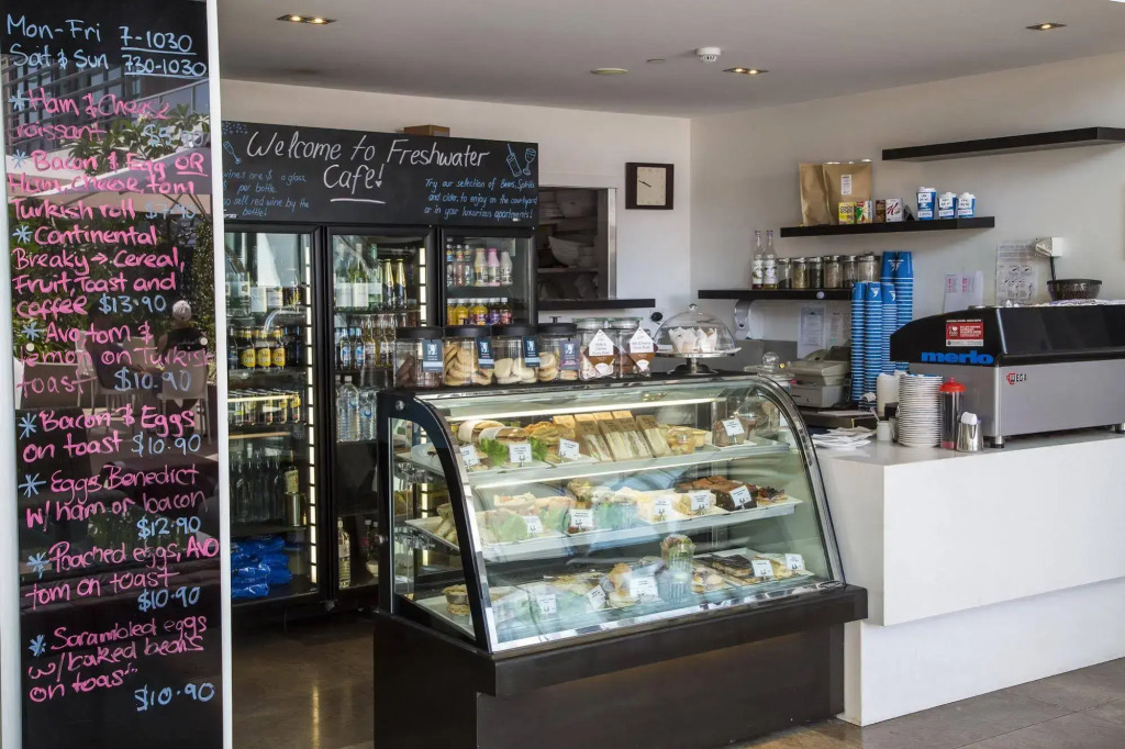 ULTIQA Freshwater Point Resort Broadbeach