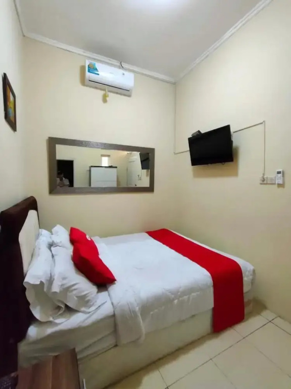 Comfortable Room With Ac and Wifi for 2 People