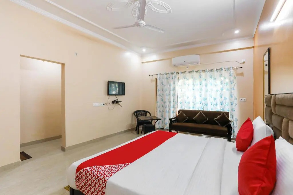Elite Homez by OYO Rooms