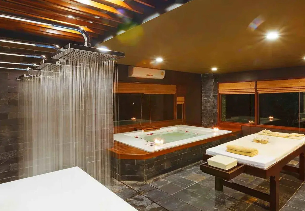 Parama Koh Chang