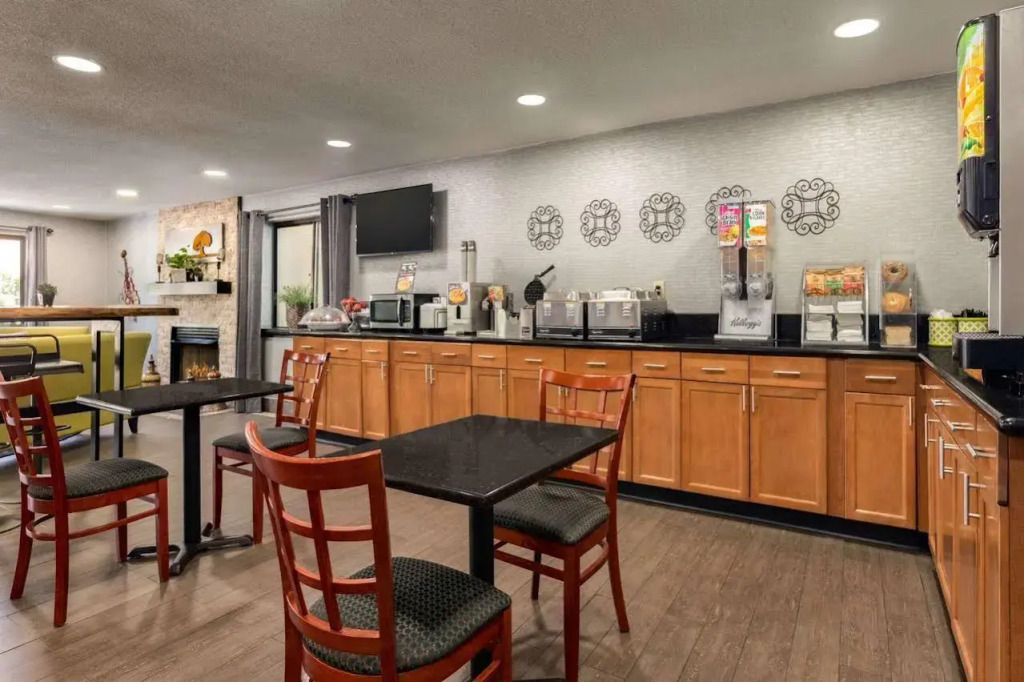 Luxe Hotel Nashville Airport