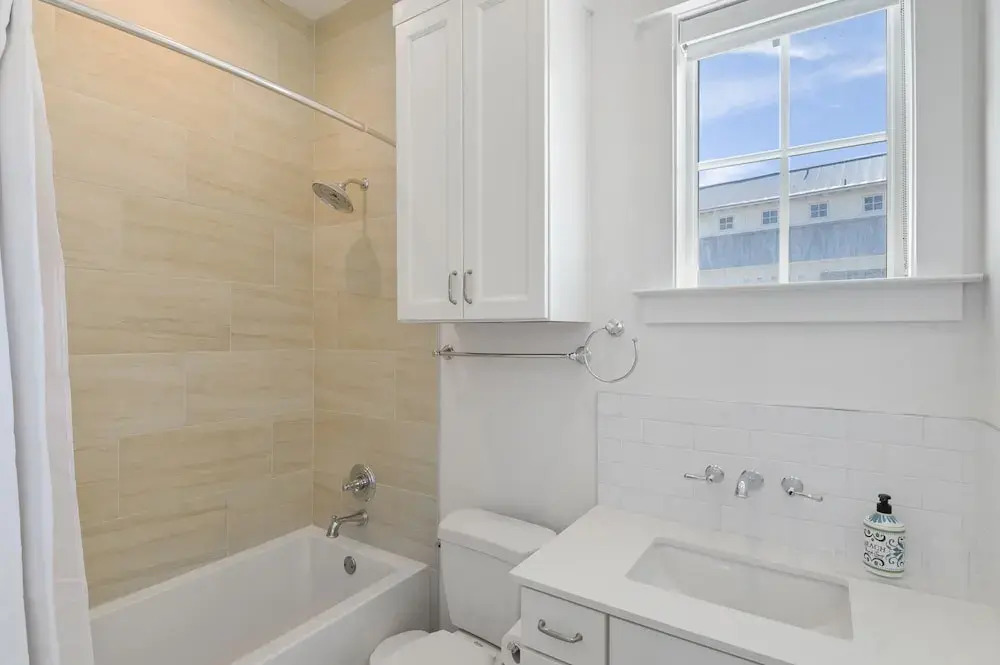 Capella at the Shore 208 RO
