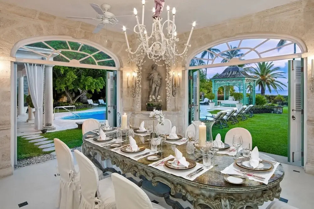 Leamington Pavilion by Blue Sky Luxury